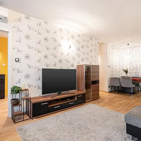 Apartment Sunrise Summit