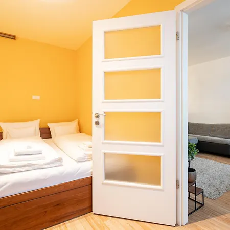 Sunrise Summit Apartament