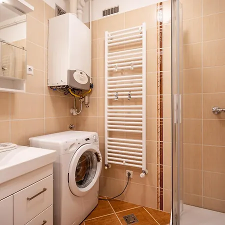 Sunrise Summit Apartament